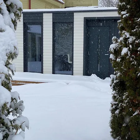 Jaama Villa Studio Flat Surrounded By Garden Tartu Exterior photo